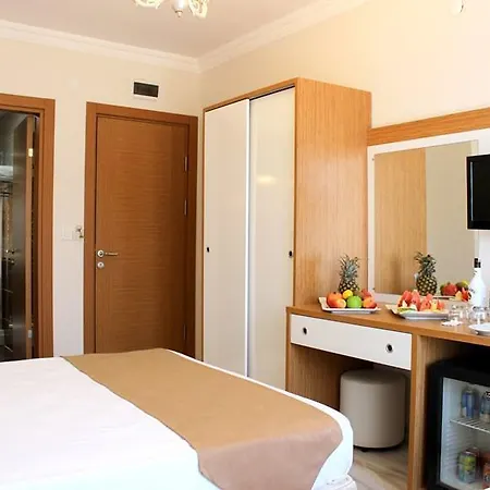 Bed & Breakfast Parlak 3*